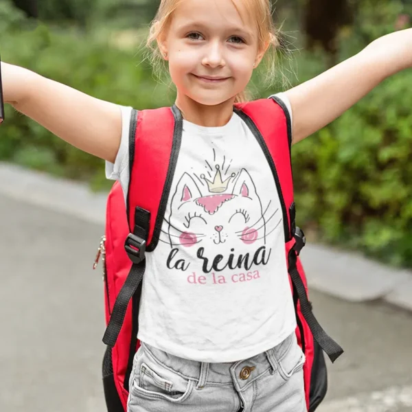 Camiseta “La Reina de la Casa” con Gato