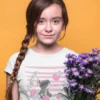 11149 Camiseta con niña y Flores Estilo Vintage