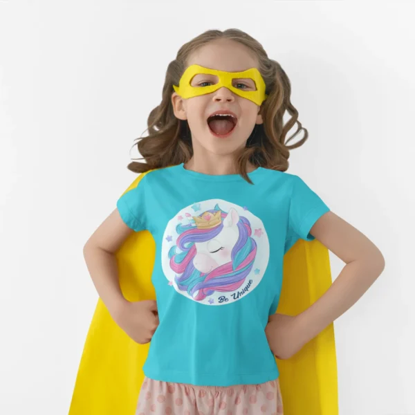 Camiseta de unicornio y corona mágica