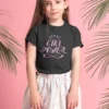 Camiseta con frase Girl Power y corona