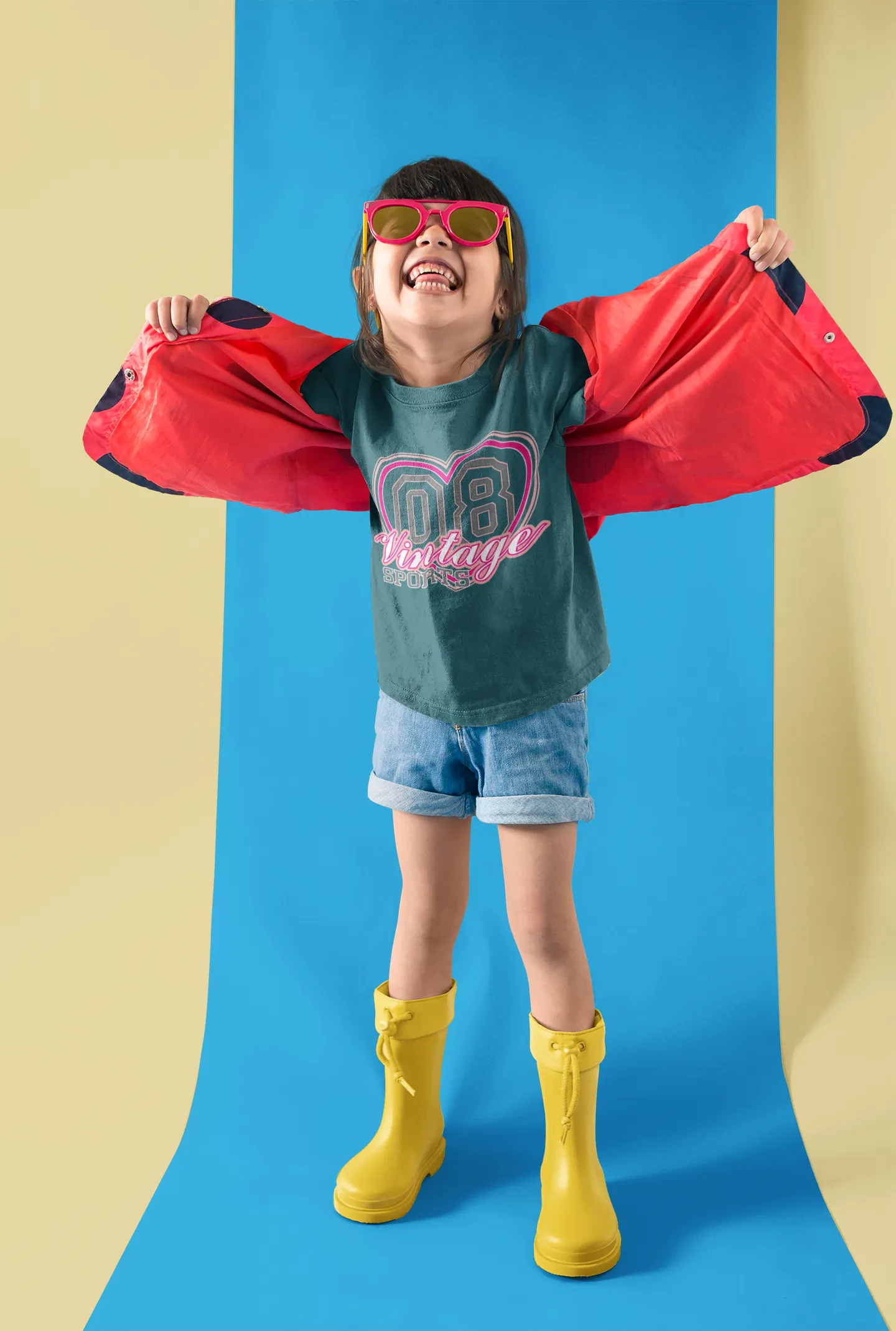 Camiseta Infantil Vintage con Corazón 08