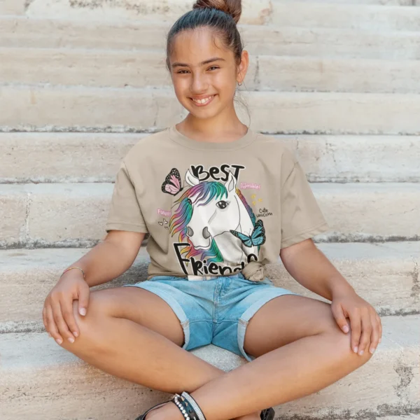 Camiseta 'Best Friends' caballos y mariposas