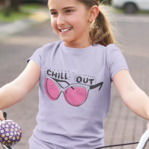 Camiseta 'Chill Out' con gafas de sol
