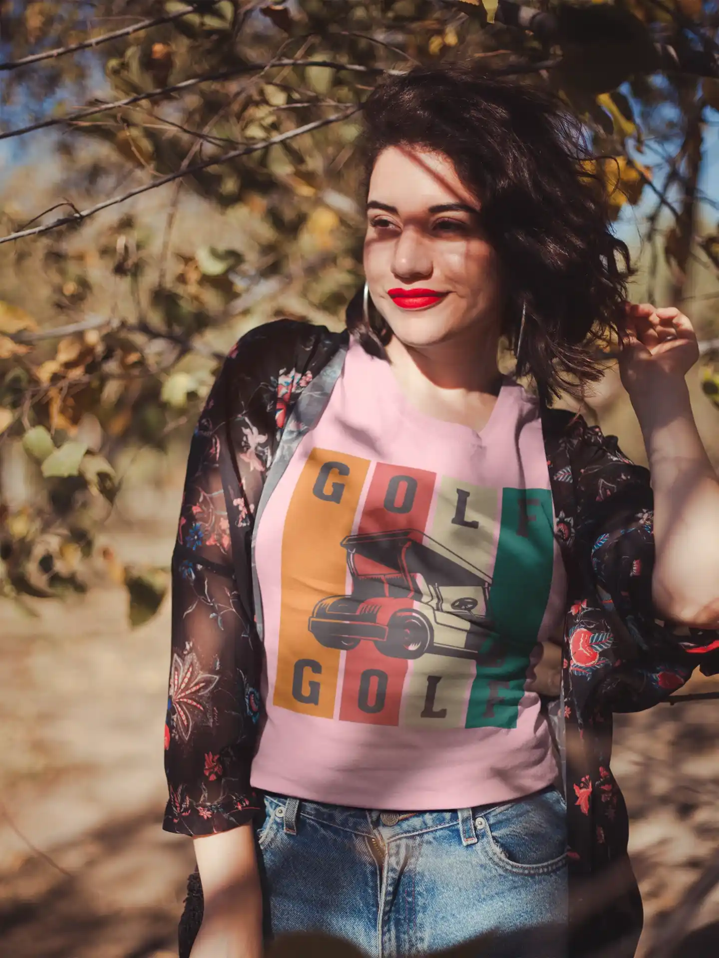 Camiseta "GOLF" Retro con Carrito de Golf