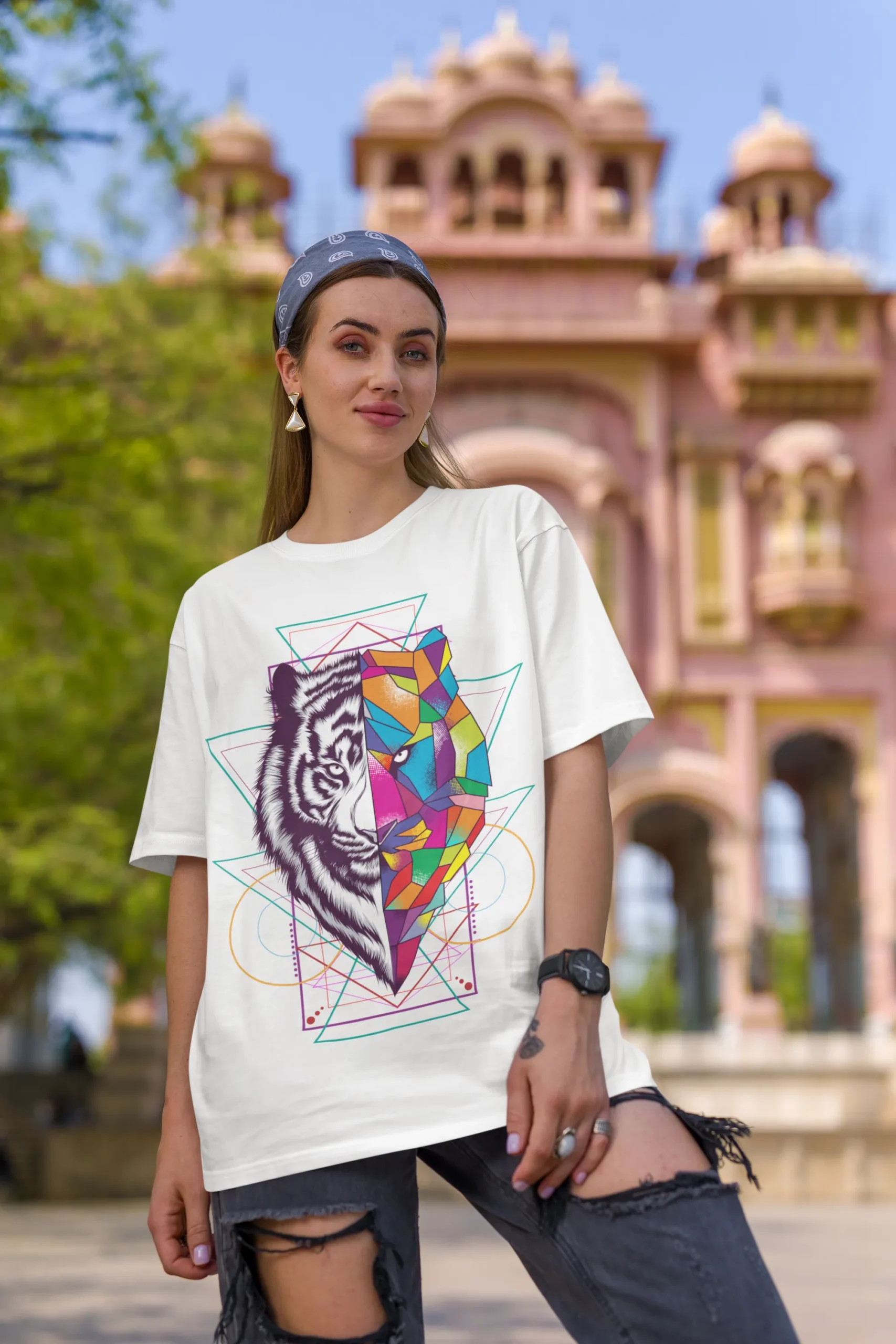 Oversize Tigre Geométrico Colorido Estilo