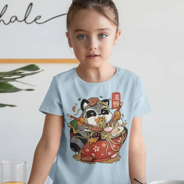 Camiseta de Mapache Comiendo Ramen para Niñas