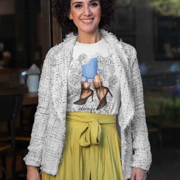 Camiseta "Always in Style" Diseño Floral