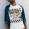 Camiseta "B.R.K.L.Y Street" Urbano y Geométrico