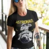 12059 (3)_74_11zon Camiseta de Astronauta "Anti Cosmos"