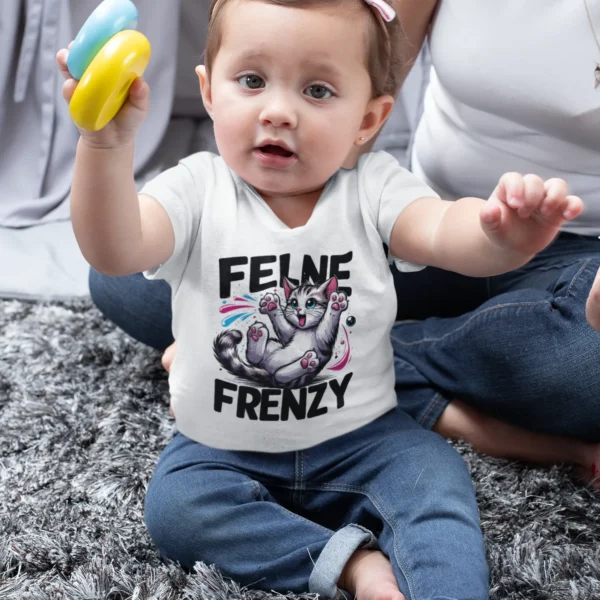 Camiseta para Bebé "Feline Frenzy" Gatito