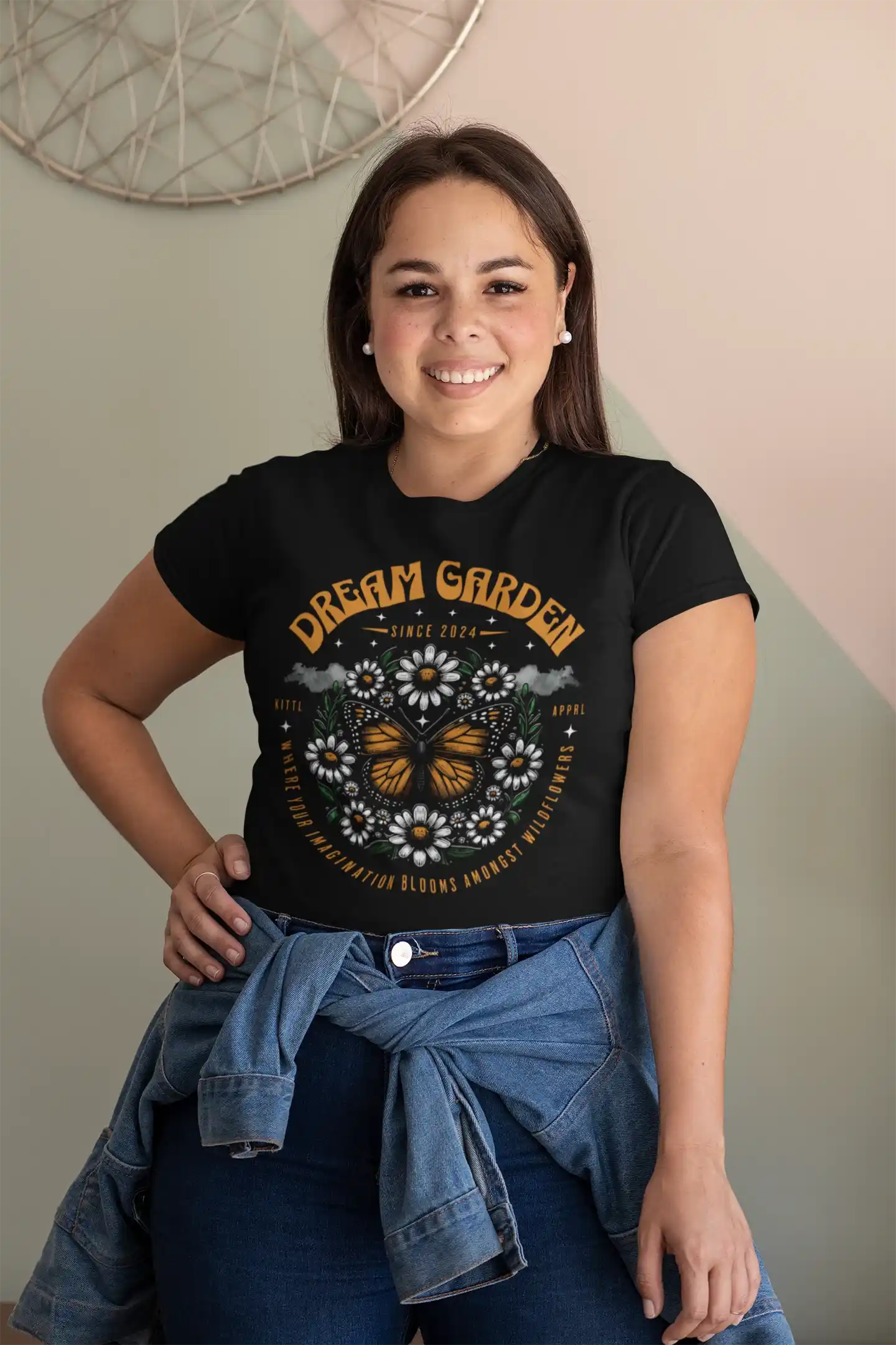 Camiseta de "Dream Garden" Mariposa y Flores