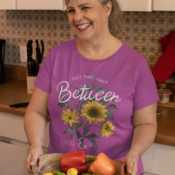 Camiseta de Girasoles "Between You & Me"